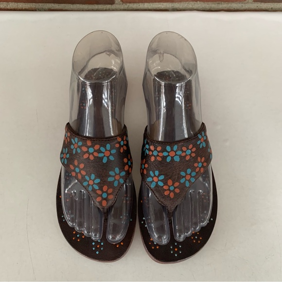 Mystique Black Leather printed Flat Heel Thong Flip Flop Sandals US 6 M NEW - Picture 3 of 7